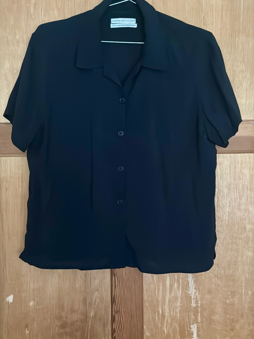 Urban Outfitters Black Short-Sleeve Button-Front Shirt